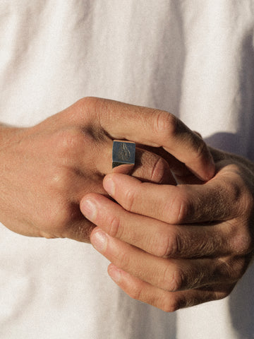 "Ombak" Signet Ring /Mr. Salty