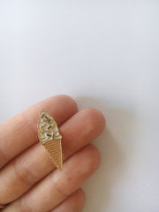 "Ice Cream" brooch