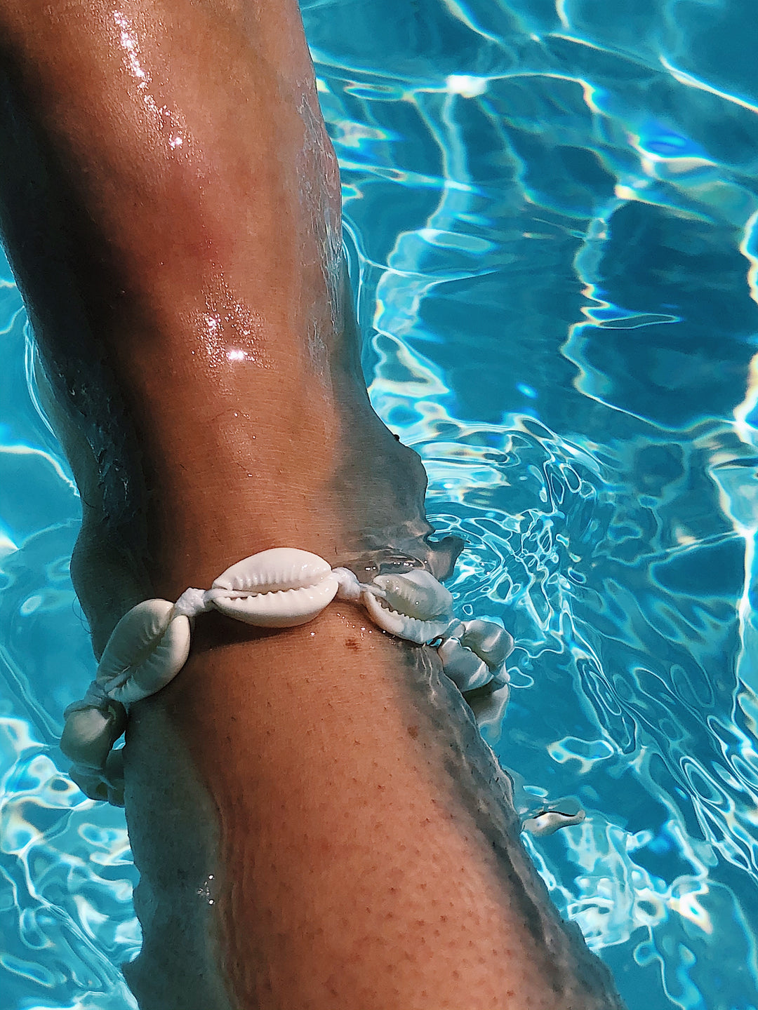 Bracelet Réglable En Cuir Artisanal De Bali – Mélange Cannelle, Nacre, Bambou Et Rotin – Unisexe